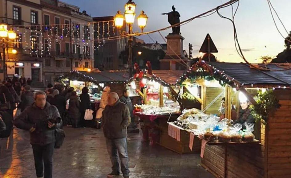 Stupenda Suite A Cagliari Piazza Galilei מראה חיצוני תמונה